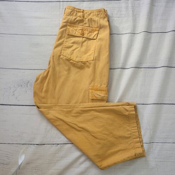 Universal Thread Size 8 Mustard Yellow Cargo Straight Leg Pants - Picture 7 of 7